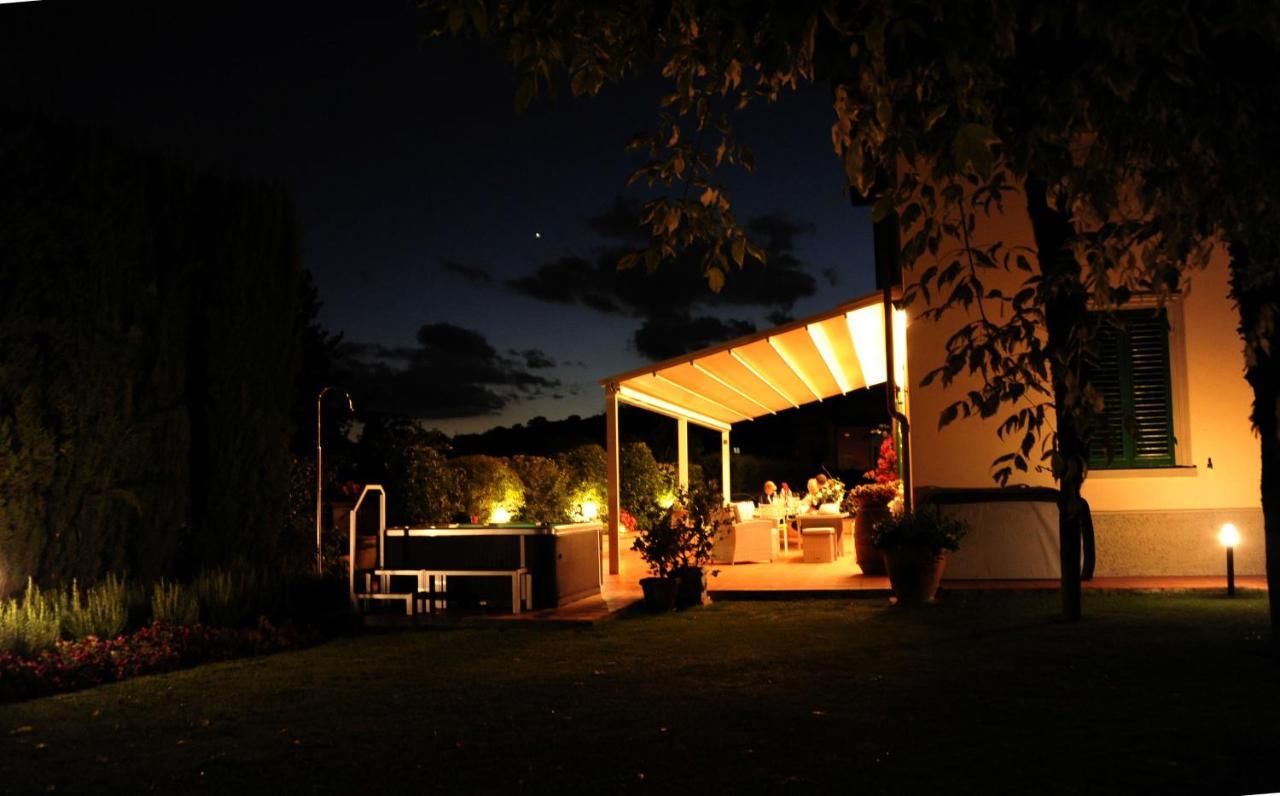 Villa Le Facezie B&B Terranuova Bracciolini Bagian luar foto