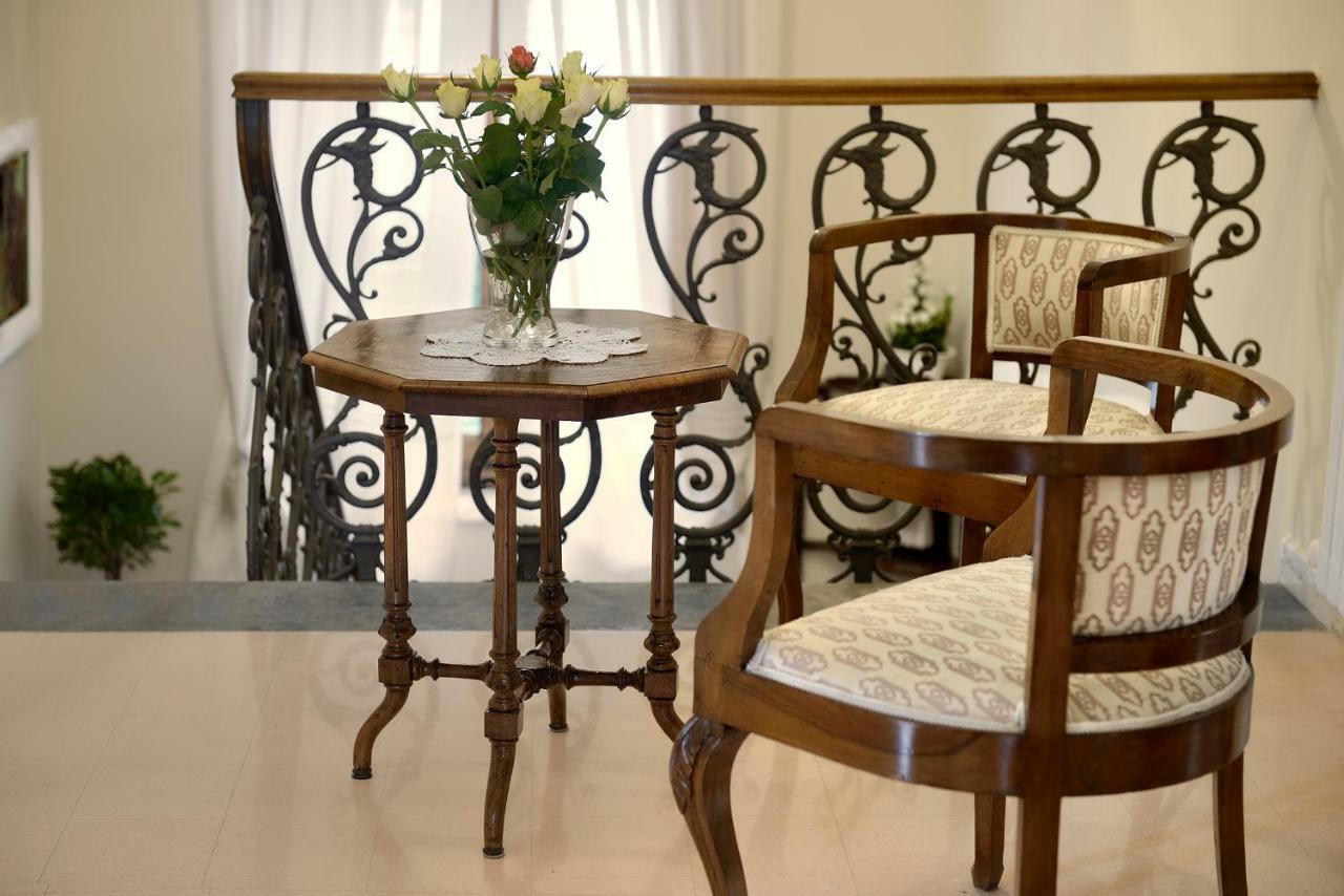 Villa Le Facezie B&B Terranuova Bracciolini Bagian luar foto