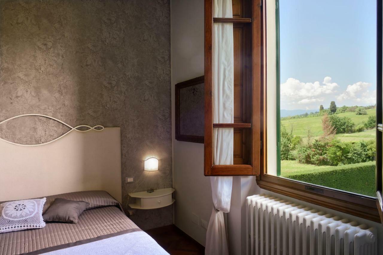 Villa Le Facezie B&B Terranuova Bracciolini Bagian luar foto